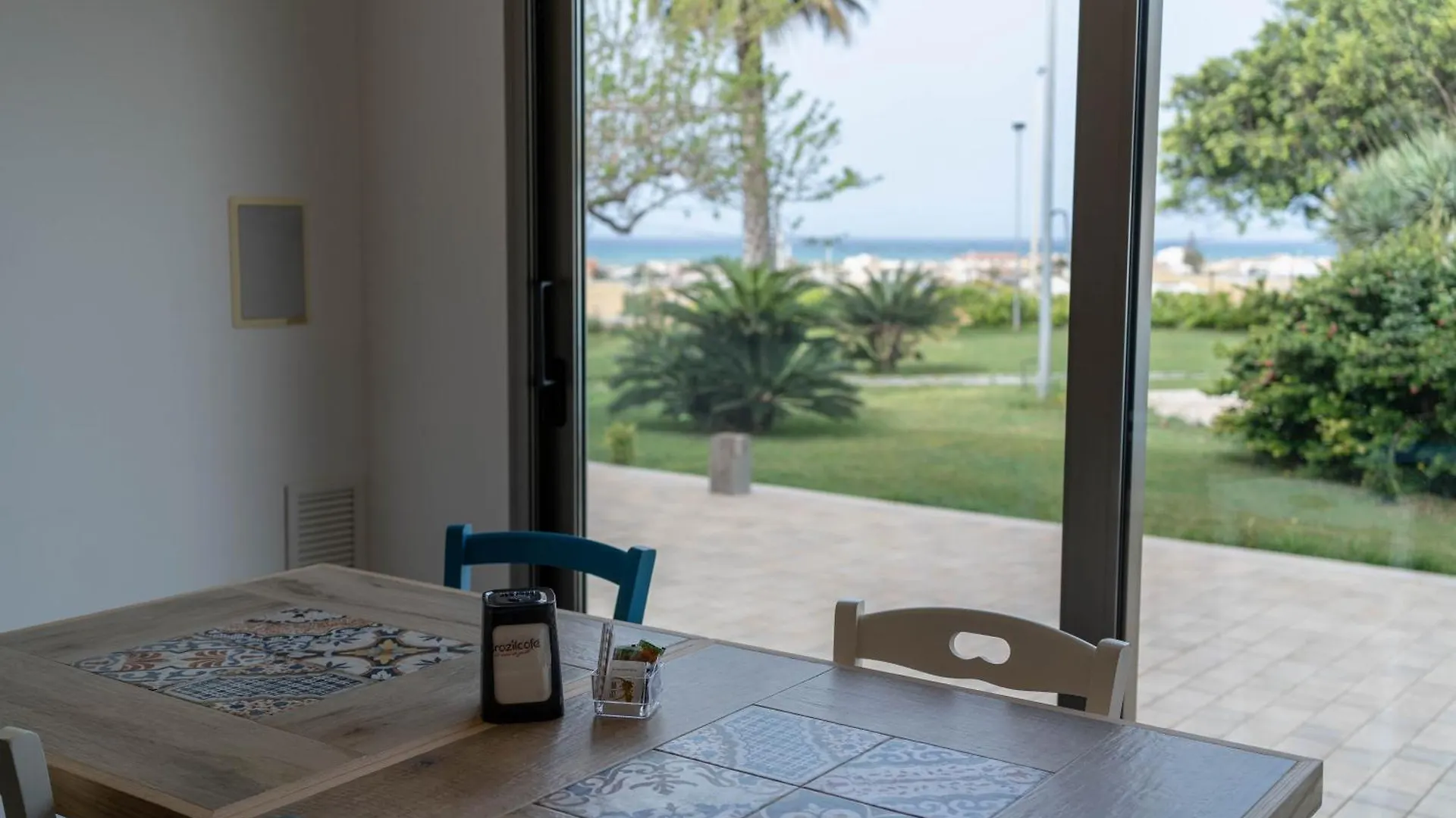 Sikelika Residence Sul Mare Scoglitti Aparthotel
