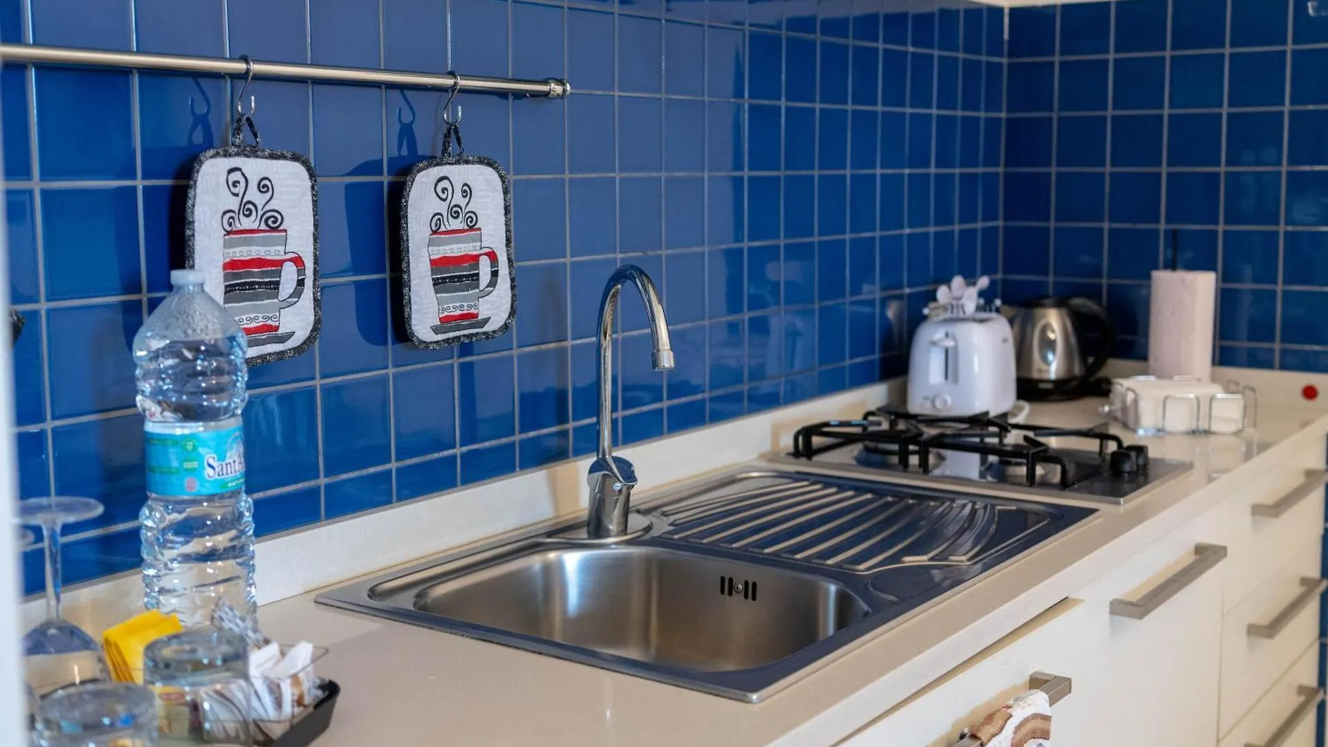 Sikelika Residence Sul Mare Scoglitti 4*,