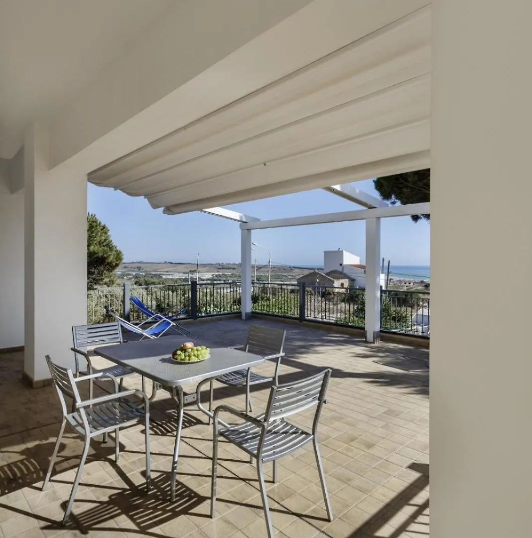 Ξενοδοχείο με διαμερίσματα Sikelika Residence Sul Mare Scoglitti
